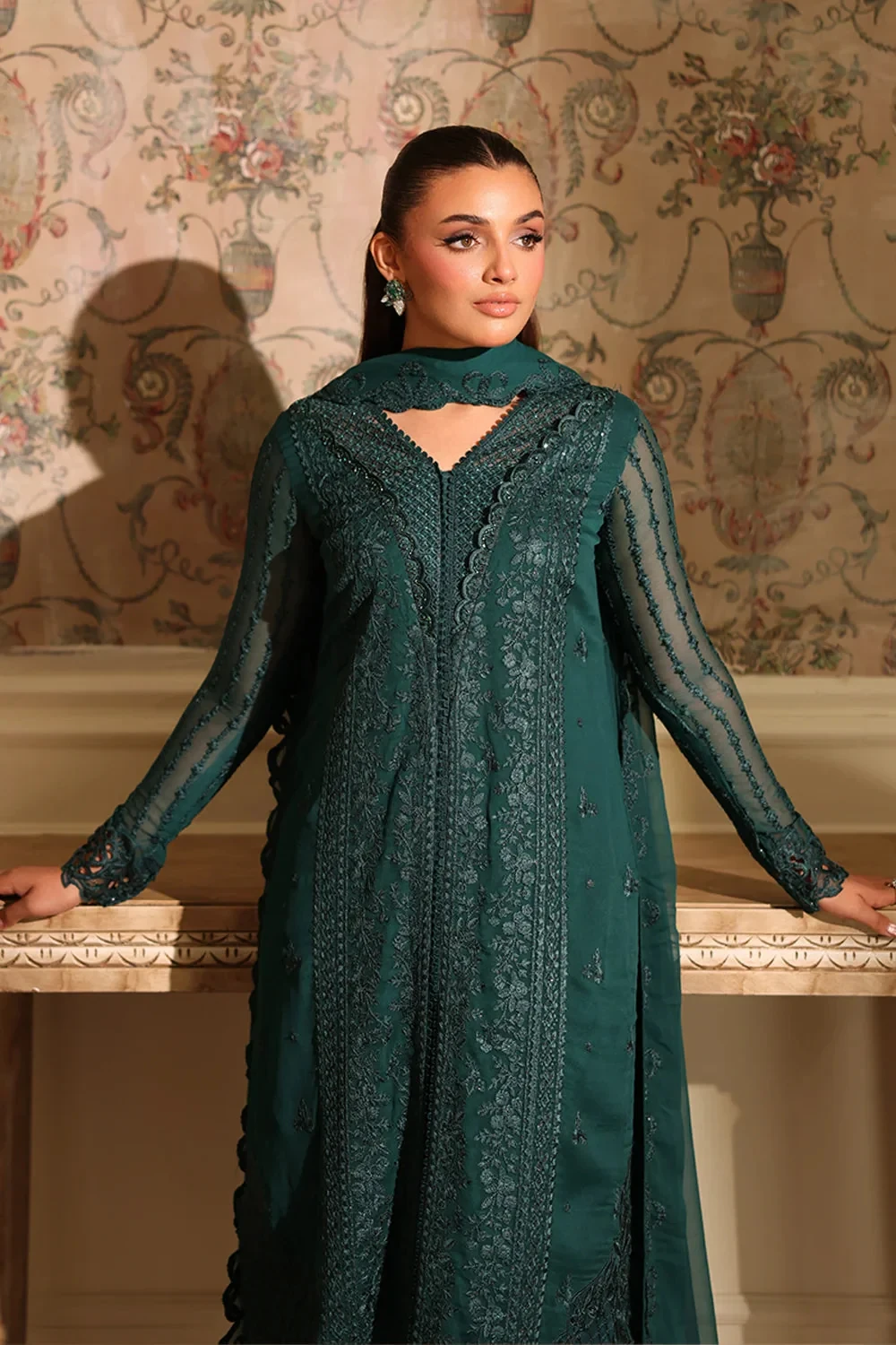 Pakistani Suits Online – Easy Shopping in the UK
